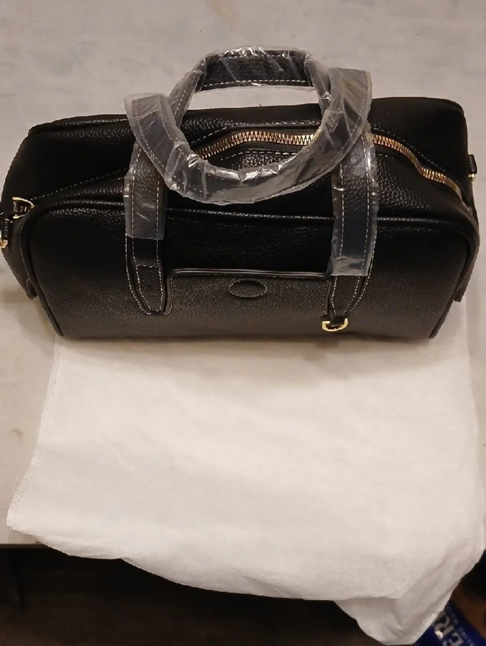 N/A sleek black